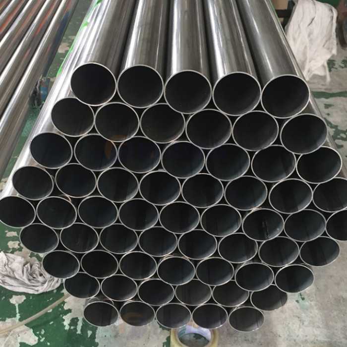 Труба стальная круглая электросварная 51х3 мм 6 м